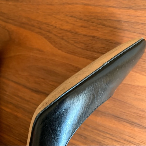 Jimmy Choo Black Leather 2.5 Inch Pumps Size 37.5 - Picture 7 of 11